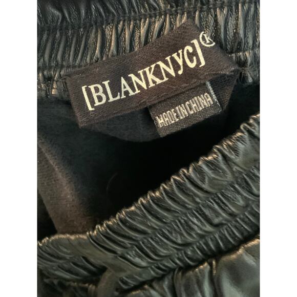 BLANK NYC Vegan Leather Joggers size 27 - Picture 6 of 7